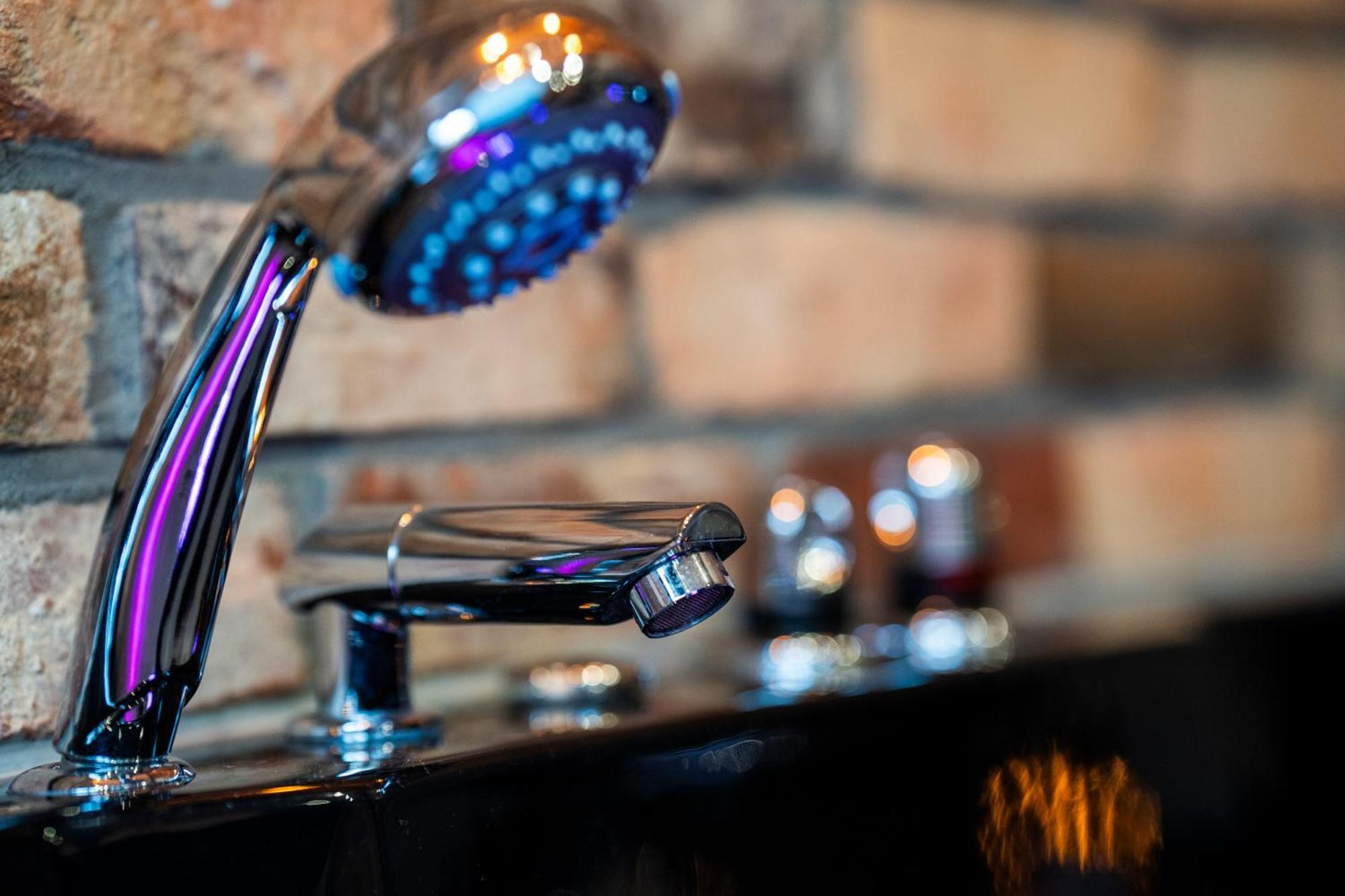 Aparthotel Zator Industrial 58 Jacuzzi エクステリア 写真